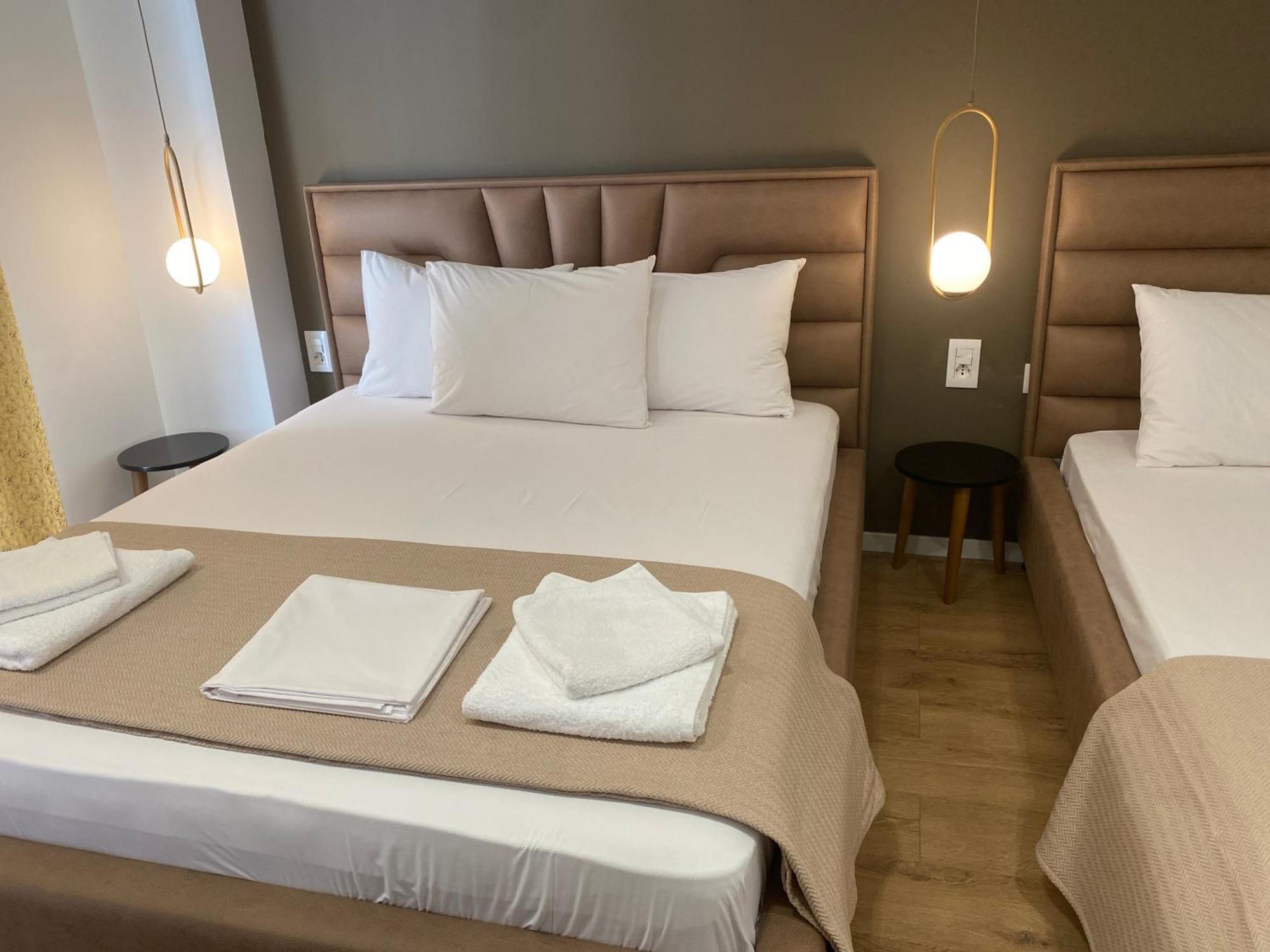 Augusto Rooms Sarandë Eksteriør billede