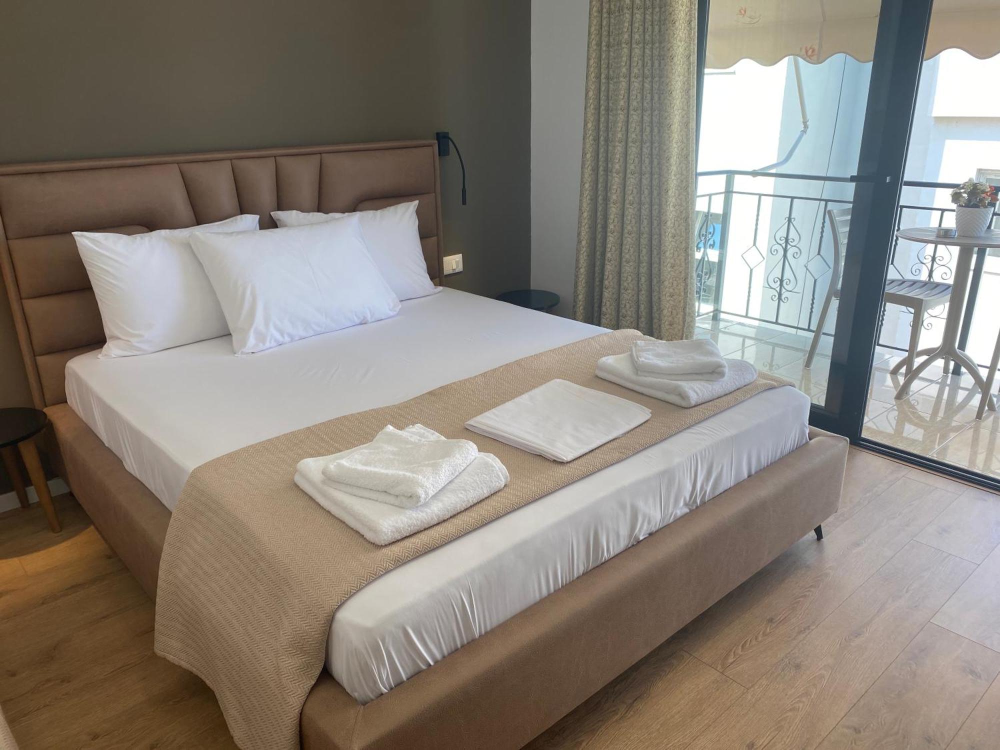 Augusto Rooms Sarandë Eksteriør billede