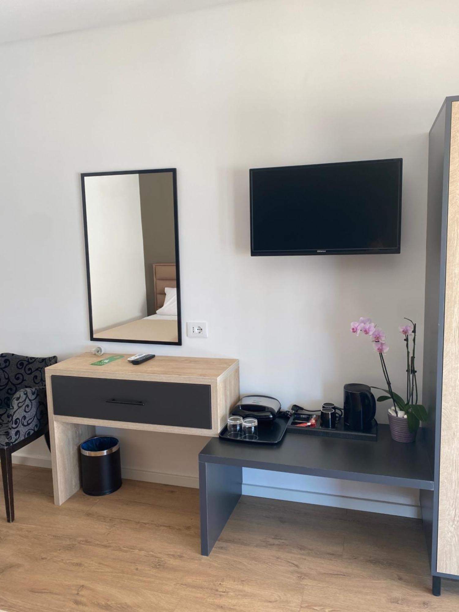 Augusto Rooms Sarandë Eksteriør billede