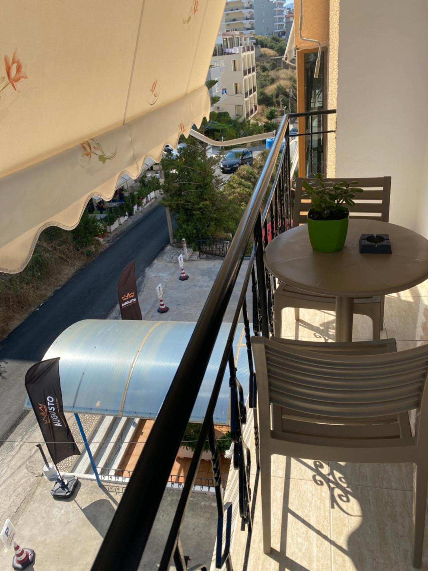 Augusto Rooms Sarandë Eksteriør billede